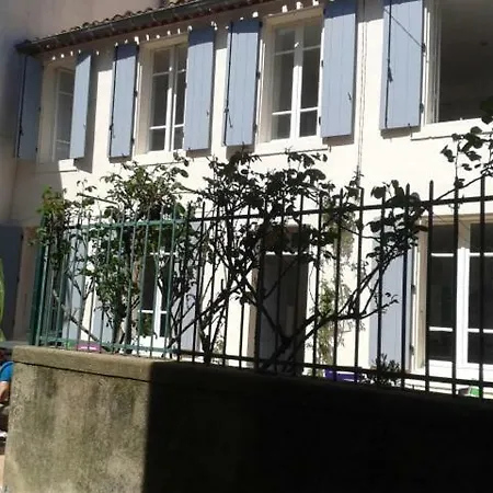 Chez Clementine * Montolieu